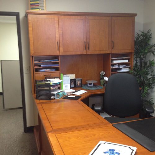 Stunning dmi belmont executive office u-desk with hutch for sale