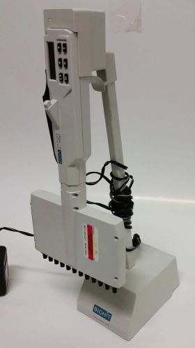 Biohit Proline 5-100µL Digital Pipette 12-channel  with charger stand