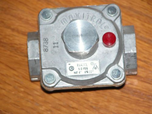 Maxitrol gas valve 1/2PSIG