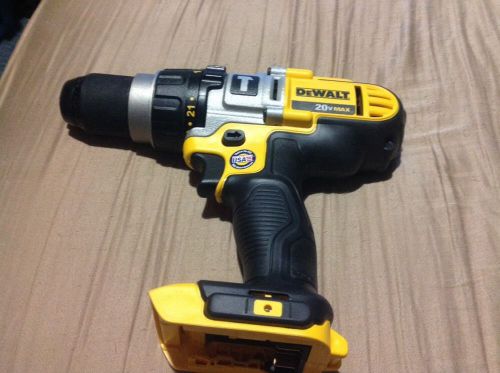 New Dewalt DCD985 20V Cordless Hammer Drill
