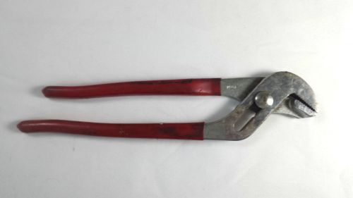 Stanley Adjustable Plumbers Pipe Wrench Pliers Grips  10”  84-139