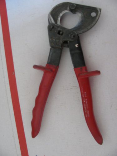 Used Klein 63060 Cable Ratcheting Cutter