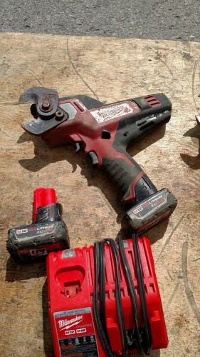 Milwaukee 2472-20 600 mcm cable cutter with 2 4.0 batteries and fast charger for sale