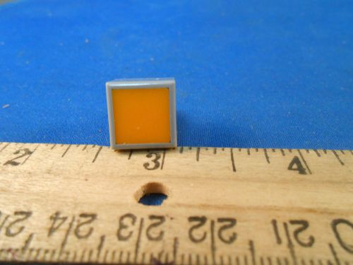 185-5173  DIALIGHT CORP  AMBER LENS SQAURE PLASTIC BODY  NEW OLD STOCK