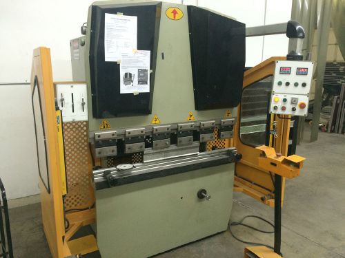 Us industrial machinery 22 ton x 4&#039; hydraulic press brake for sale
