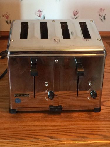 Vintage toastmaster commercial grade 4 slide toaster #1D2-2450 watt