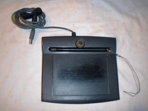 Topaz Signature Pad (6.5&#034; x 7.5&#034;) with Stylus and USB cable - T-S751-HSB-R