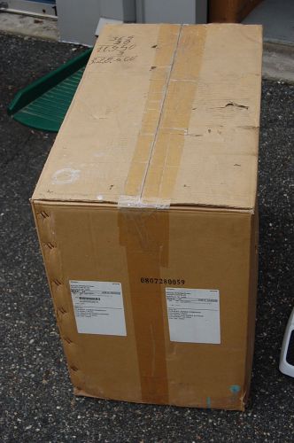 New daikin mcquay uh-63 horizontal unit heater 115v w/mounted thermostat for sale