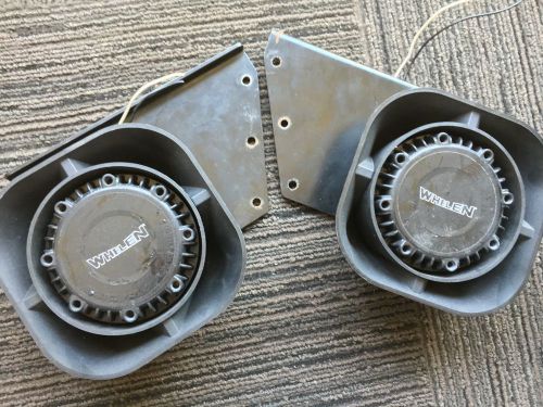 2 Whelen 100W Speakers (SA315P) w/Mounting Brackets (SAK24) for &#039;07-&#039;13 Chevy