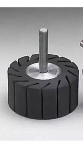 3M (77720) Rubber Slotted Expander Wheel 77720, 2 in x 1 in 1/4 Diameter Shank