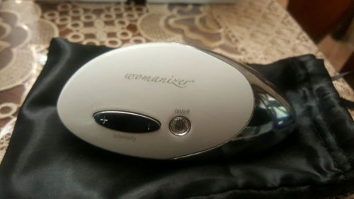 The Womanizer W500 - Limited Edition- white  Authentic BRAND NEW