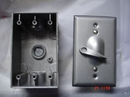 Wheelock Signals Outlet Box and Receptacle New in Box