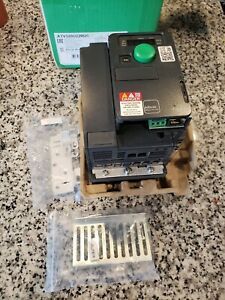 SCHNEIDER ELECTRIC ALTIVAR ATV320U22M2C - UNTESTED AS-IS 2.2KW 3HP 200-240V