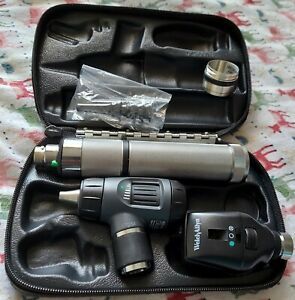Welch Allyn Otoscope Ophthalmoscope Set