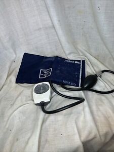 Tycos Welch Allyn Hand Held Blood Pressure Monitor Sphygmomanometer with Pouch