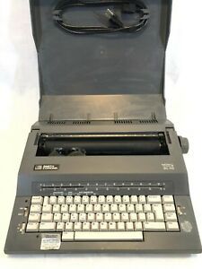 Smith Corona SC 110 Spell Right Electric Typewriter w Carrying Case Cover Gray