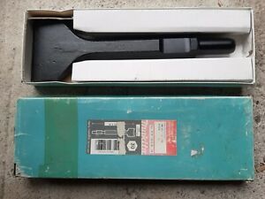 New Makita 30H Scaling Chisel 12&#034;x4&#034; - Shipping Included