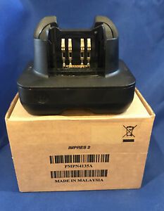NEW MOTOROLA IMPRES 2 SMART Battery Charger Base SINGLE UNIT PMPN4135A  XTS