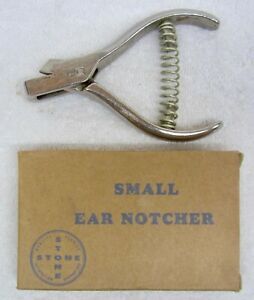 New Old Stock STONE EAR NOTCHER Baby Pig Swine Small V Identification Orignl Box