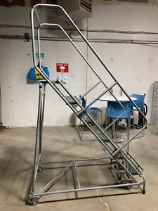 Uline 6 Step Safety Angle Rolling Ladder
