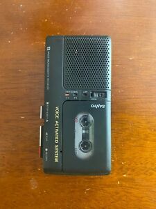 SANYO M5499 Portable Microcassette Voice Activated Recorder Tested and Working