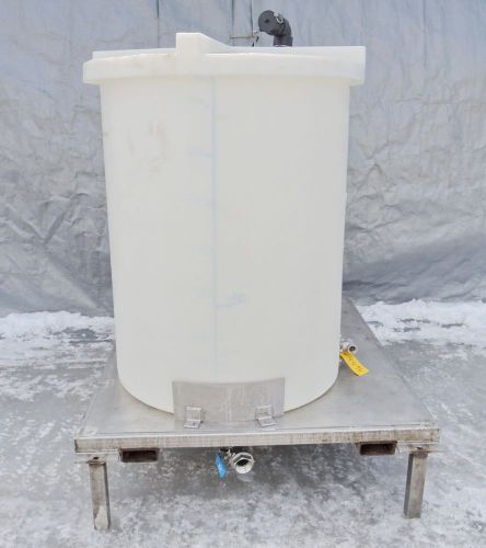 270 GALLON PLASTIC TANK, STAINLESS STEEL STAND