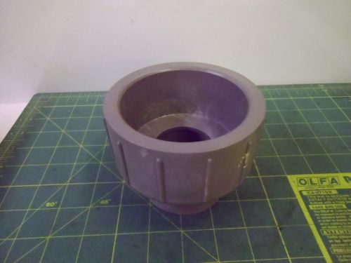 Nsf 3 x 2 schedule 80 cpvc f439 smooth socket coupling # j54757 for sale