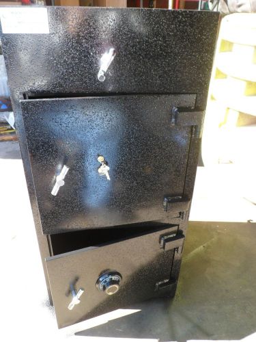Convenience store/retail drop safe/money drawer,2 vaults,40 1/2&#034; high,new locks for sale
