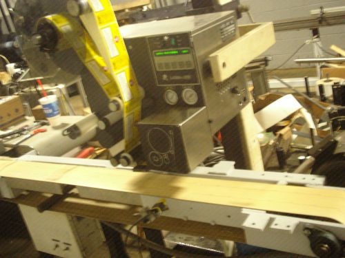 LABEL-AIRE 2111CD WITH CONVEYOR