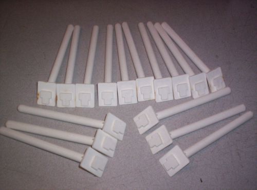 16 Laboratory Drying Rack Pegs, 37mm x 29mm Base