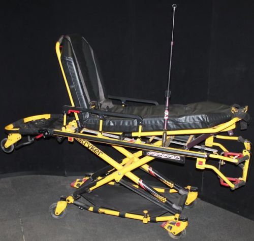 Stryker ems mx-pro r3 6082 650 lb  ambulance stretcher cot iv pole free shipping for sale