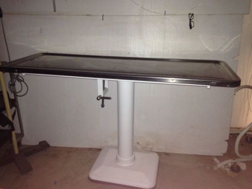 Veterinary Surgical Table