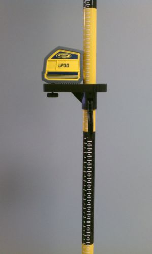 Spectra precision lp30 interior laser level, 3 beam with telescoping laser pole for sale
