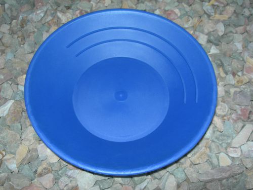 Gold Pans 10 pieces Panning 10&#034; High Impact Plastic BLUE Prospecting WHOLESALE