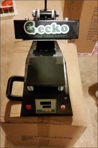 Gecko heat press machine - labels &amp; tags, minimal use - ***nice*** for sale