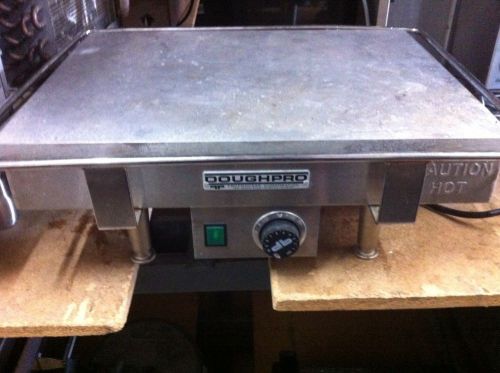 DoughPro TW-1520 Electric Portable Tortilla Griddle Warmer