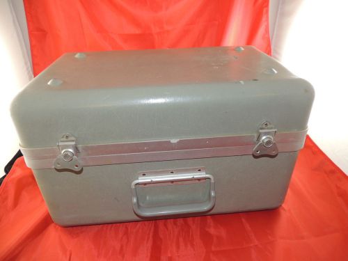 Vintage Environmental Container Systems Fiberglass Equipment Case 17 x 10 x 10