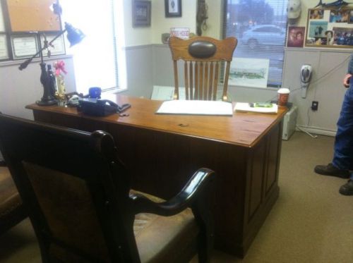 Executive Solid Oak Wood Desk
