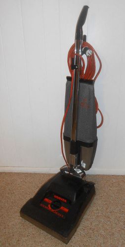 Hoover Conquest upright commercial vacuum cleaner C1800 works good!