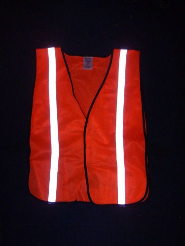 Used Safty Vest - One size fits all - reflective