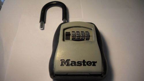 Master Lock Box  Very Secure Lock Box. Great Shape!
