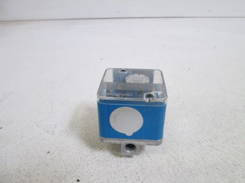 HONEYWELL GAS PRESSURE SWITCH C6097A 1079 *NEW OUT OF BOX*