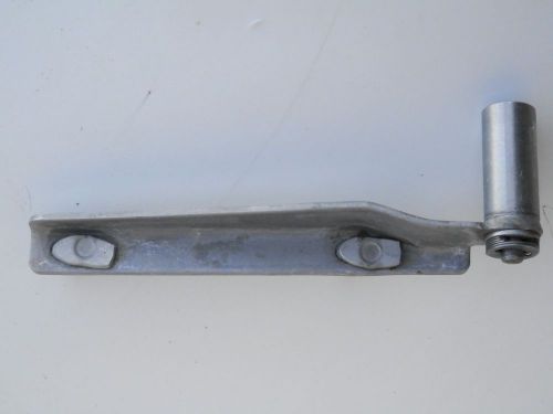 L/H door hinge P/N: 00-328570 for Hobart LXiC dishwasher ML# 130016