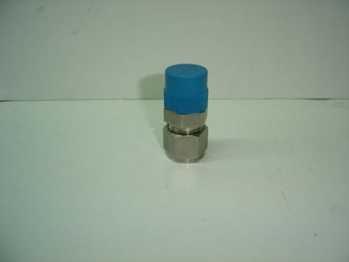 Swagelok ss-810-1-8 male connector 1/2&#034; od tube x 1/2&#034; male npt new no box for sale