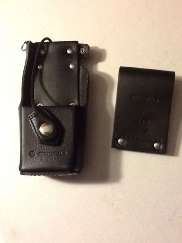 Motorola BLACKK &amp; Other Hand Held Radio Leather Case with  Swivel for Duty Belt