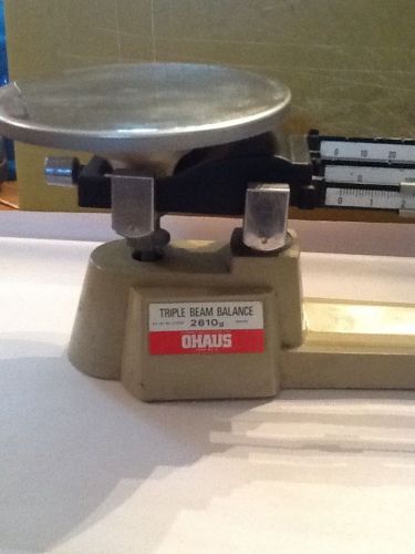Vintage OHAUS Triple Beam Balance Scale, 2610g Capacity. /Estate Find