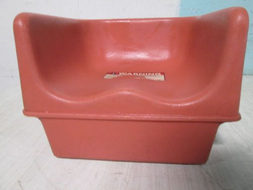 &#034;CAMBRO&#034;  H.D.COMMERCIAL RESTAURANT STACKABLE POLYETHYLENE BOOSTER CHAIR