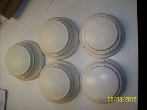 Simplex adressable smoke detector with base