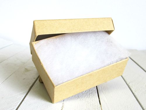 Set of 200 - 3 1/2&#034; x 3 1/2&#034; x 1&#034; Brown Kraft Cotton Filled Jewelry Boxes