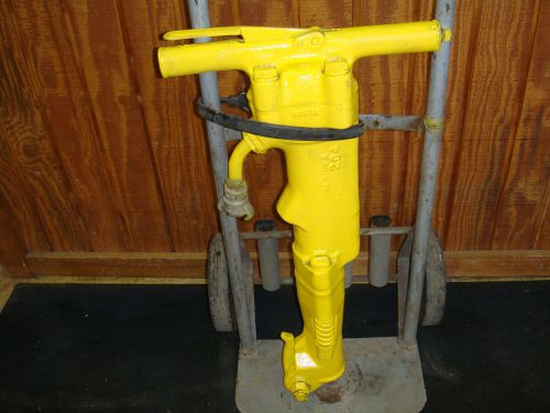 Pneumatic pavement breaker 1 60lb ingersoll rand works well for sale